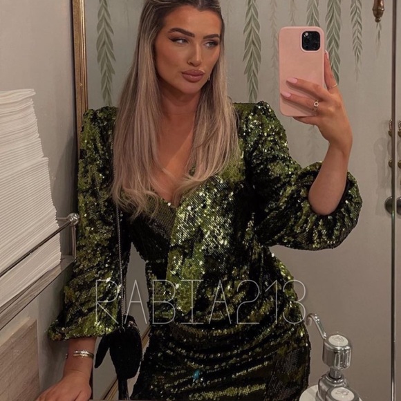 LAST 1!🔥ZARA SEQUIN WRAP DRESS - Picture 5 of 16